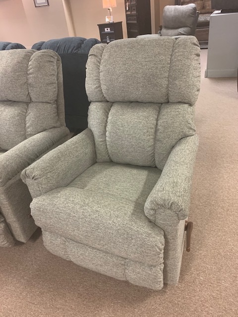 Pinnacle Rocker Recliner image 1