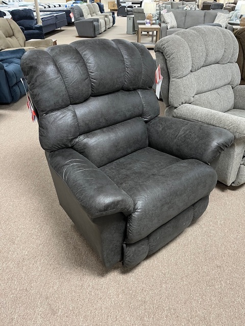 Randell Rocker Recliner image 1